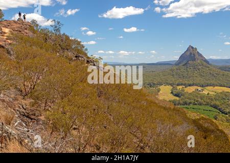 Escursionisti sulla cima del Monte Ngungun Foto Stock