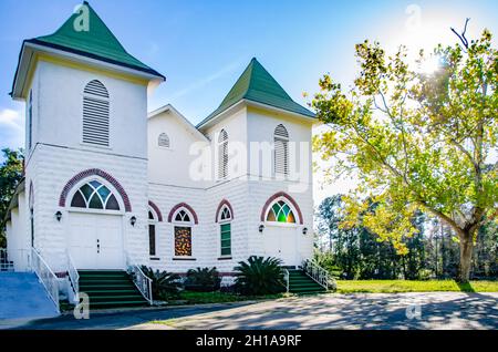 Twin Beech AME Zion Chiesa è illustrato, 16 ottobre 2021, a Fairhope, Alabama. La chiesa fu costruita nel 1925 dall'architetto Axal Johnson. Foto Stock