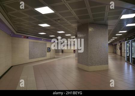 Stazione della metropolitana Monumentale di Milano. Monumentale è una stazione della linea 5 della metropolitana, chiamata linea Lilla. Foto Stock