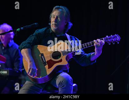 Hallandale Beach, Florida, Stati Uniti. 17 ottobre 2021. Jim Messina suona al Teatro Sport of Kings Gulfstream Park il 17 ottobre 2021 a Hallandale Beach, Florida. Credit: Mpi04/Media Punch/Alamy Live News Foto Stock