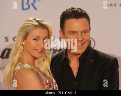 Stefan Mross und Anna-Carina Woitschack bei Schlagercampioni 2020 am 11.01.2020 a Berlino Foto Stock