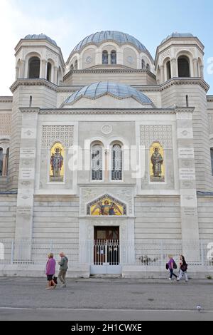 TRIESTE, ITALIA - 14 ottobre: San Spiridione Chiesa a Trieste il 14 ottobre 2014. Serbo-ortodossa Parrocchia San Spyridion taumaturgo a Genova stree Foto Stock