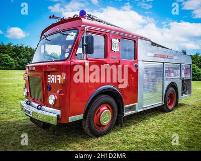 Motore fuoco d'epoca in mostra alla mostra automobilistica di Wrotham Foto Stock