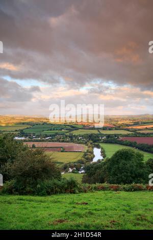 Una vista ad ovest sul fiume Wye da Coppett Hill, Herefordshire. Foto Stock