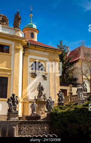 Praga, Repubblica ceca - aprile, 2018: La Chiesa della Madonna di Loreto a Praga Foto Stock