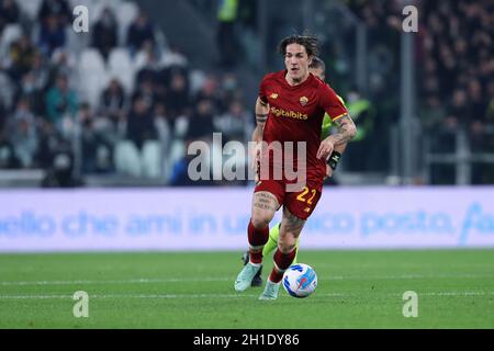 Nicolo Zaniolo di AS Roma in azione durante la Serie A match tra Juventus FC e AS Roma. Foto Stock