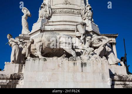 LISBONA, PORTOGALLO - MAGGIO, 2018: Dettaglio del monumento al Marchese di Pombal situato ad una importante rotatoria nella città di Lisbona in Portogallo Foto Stock