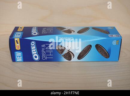EAST HANOVER, USA - CIRCA 2020 MAGGIO: Oreo pacchetto croccante e biscotti sottili Foto Stock