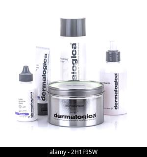 SWINDON, Regno Unito - 18 agosto 2018: Dermalogica prodotti per la cura della pelle su sfondo bianco Foto Stock