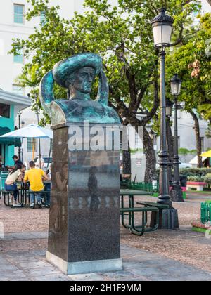 San Juan, Porto Rico - 29 aprile 2019: Busto di Infante Dom Henrique, San Juan, Porto Rico. Infante Henrique del Portogallo (4 marzo 1394 – 13 novembre Foto Stock