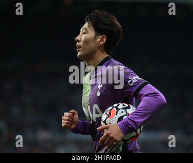 Newcastle, Regno Unito. 17 ottobre 2021. Figlio Heung-min di Tottenham durante la partita della Premier League al St. James's Park, Newcastle. Il credito d'immagine dovrebbe leggere: Simon Bellis/Sportimage Credit: Sportimage/Alamy Live News Foto Stock