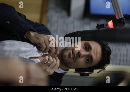 salvador, bahia / brasile - 31 ottobre 2019: Thiago Arancam, tenore lirico, visto durante un'intervista. *** Local Caption *** Foto Stock