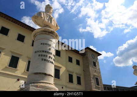 Larderello, Toscana, Italia. Circa settembre 2019. Museo Geotermico di Larderello. Industria verde che utilizza il calore della terra per produrre elettricità. Foto Stock