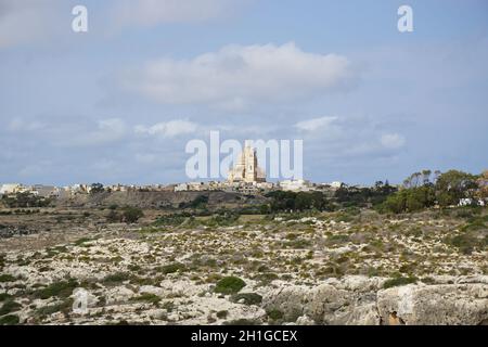 Rotunda, Xewkija in lontananza, Gozo, Malta Foto Stock
