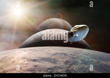 Veicolo spaziale cargo in orbita terrestre bassa su sfondo di pianeti. Elementi di questa immagine forniti dalla NASA. Foto Stock