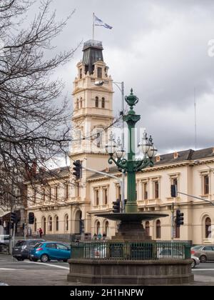 Il Burke e Wills Memorial Fountain in memoria degli esploratori - Ballarat, Victoria, Australia Foto Stock