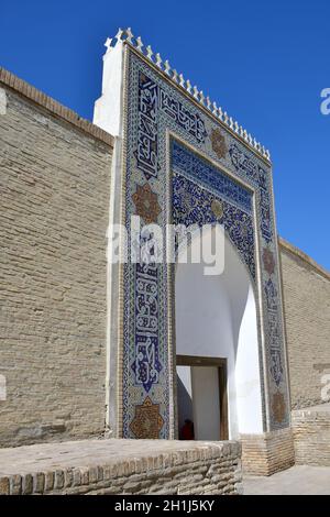 Porta della sala del trono, fortezza di Ark, Bukhara, Buxoro, Uzbekistan, Asia centrale Foto Stock