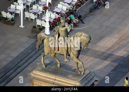 Statua del conte Josip Jelacic sulla piazza principale di Zagabria, Croazia Foto Stock