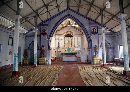 Chiesa cattolica a Basanti, Bengala Occidentale, India Foto Stock