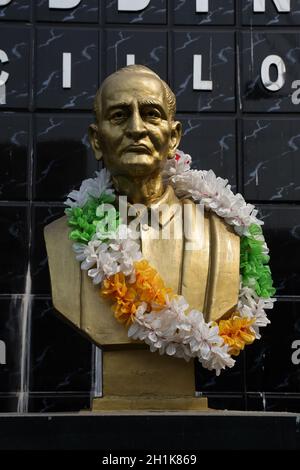 Monumento di Girish Chandra Bose a Kolkata, India. Girish Chandra Bose è stato l'eminente educatore e grande riformatore sociale. Foto Stock