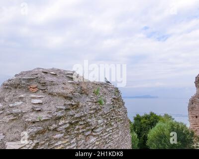 Rovine di Grotte di Catullo, villa romana a Sirmione sul Lago di Garda, Italia Foto Stock