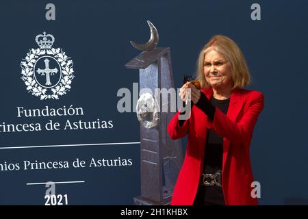 Spagna. 18 Ott 2021. (10/18/2021) Gloria Steinmen durante i premi della Principessa delle Asturie. I primi vincitori del Princess of Asturias Awards arrivano ad Oviedo all'hotel Reconquista. Princess of Asturias Award for Communication and Humanities 2021, Teresa Perales, Princess of Asturias Award for sports and Drew Weissman, premiata con la Principessa delle Asturie per la Ricerca scientifica e tecnica. (Foto di Mercedes Menendez/Pacific Press/Sipa USA) Credit: Sipa USA/Alamy Live News Foto Stock