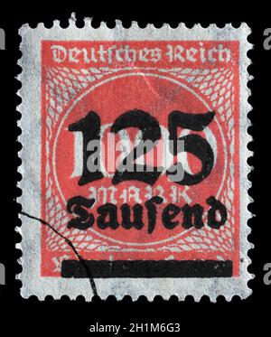 Timbro stampato in Germania mostra il valore numerico, circa 1923. Foto Stock