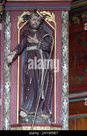 Sant'Antonio la statua dell'Ermita sull'altare maggiore nella cappella di Sant'Antonio di Padova a Gustelnica, Croazia Foto Stock