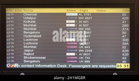 Volo a bordo all'aeroporto di Delhi Foto Stock