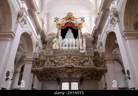 Maestoso vecchio organo nella cattedrale di Dubrovnik, Croazia Foto Stock