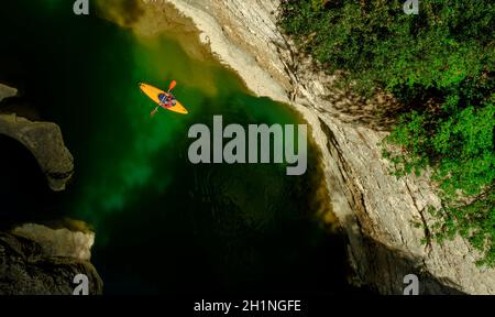 Le Marmitte dei Giganti sul fiume Metauro, Fossombrone, Marche, Italia Foto Stock