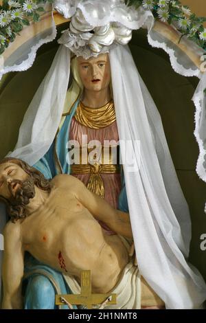 Madonna Addolorata, Parrocchiale del Santo Nome di Maria a Kamanje, Croazia Foto Stock