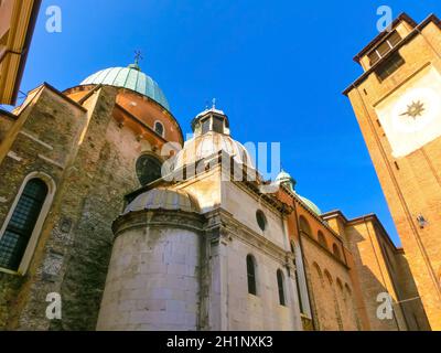 La cattedrale di Treviso, dedicata a San Pietro e alla chiesa di San Giovanni - Battista, attualmente adibita a battistero Foto Stock