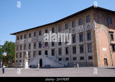 Costruzione di Pisa superiore università su Piazza dei Cavalieri (Palazzo della Carovana) decorata con affreschi, Pisa, Italia Foto Stock