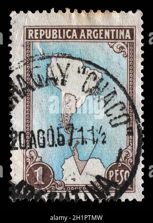 Timbro stampato in Argentina mostra Mappa di Argentina e antartiche, circa 1951. Foto Stock