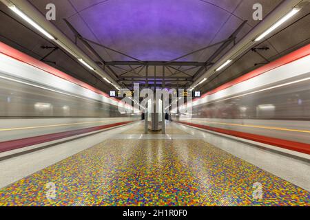 Dortmund, Germania - 10 agosto 2020: Dortmund Metro MRT Stadtbahn Station Unionstrasse in Germania. Foto Stock