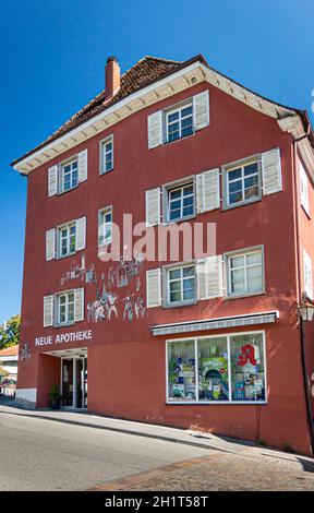 Meersburg, Germania, settembre 2016 - edificio della farmacia nella città di Meersburg, Germania Foto Stock