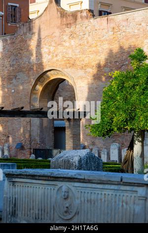 Roma, Italia - 10 ottobre 2020: Terme di Diocleziano del III secolo, rovine di antiche terme romane, Museo Nazionale Romano Foto Stock