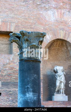 Roma, Italia - 10 ottobre 2020: Terme di Diocleziano del III secolo, rovine di antiche terme romane, Museo Nazionale Romano Foto Stock