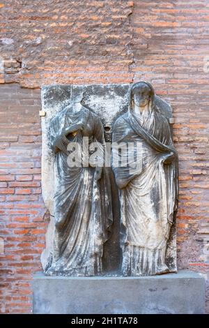Roma, Italia - 10 ottobre 2020: Terme di Diocleziano del III secolo, rovine di antiche terme romane, Museo Nazionale Romano Foto Stock