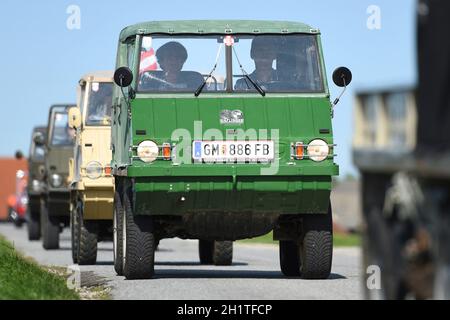 U30-Treffen im Almtal für Fahrzeuge mit weniger als 30 PS, Österreich, Europa - U30 riunione ad Almtal per veicoli con meno di 30 CV, Austria, Euro Foto Stock