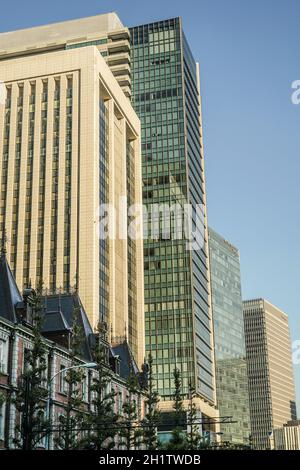 Immagine del quartiere degli affari e degli edifici degli uffici di Tokyo Marunouchi. Luogo di ripresa: Area metropolitana di Tokyo Foto Stock