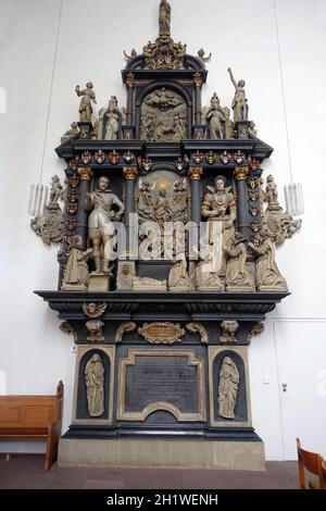 evangelische Neustädter Marienkirche aus dem 15. Jahrhundert - Epitaph, Bielefeld, Nordrhein-Westfalen, Germania Foto Stock