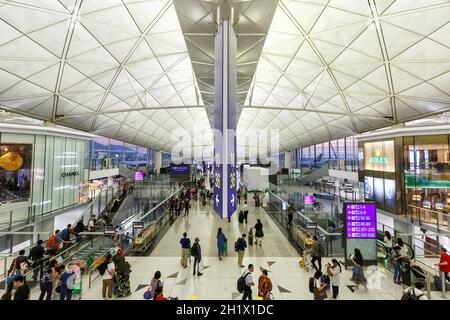 Hong Kong, Cina - 20 settembre 2019: Terminal dell'aeroporto di Hong Kong (HKG) in Cina. Foto Stock
