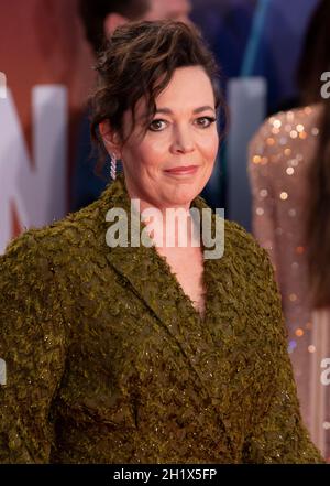 LONDRA, INGHILTERRA - OTTOBRE 13: Olivia Colman partecipa al Gala Premiere per "la figlia perduta" durante il 65° BFI London Film Festival al Royal Fe Foto Stock