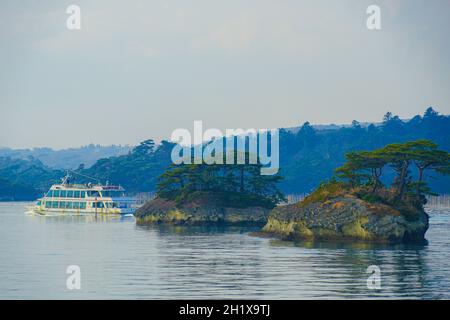 Immagine della barca da diporto Matsushimas. Luogo di tiro: Miyagi-gun, Prefettura di Miyagi Foto Stock