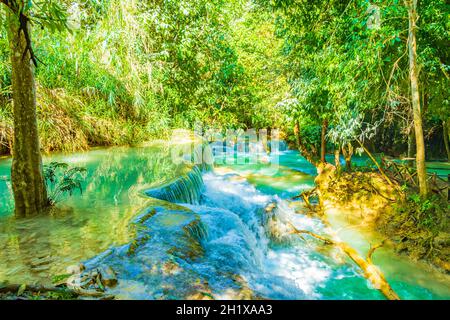 Le cascate più belle del mondo, la cascata turchese Kuang si a Luang Prabang Laos. Foto Stock