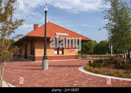 Waxahachie, Texas - 9 luglio: Stazione ferroviaria storica situata vicino al centro di Waxahachie, Texas Foto Stock