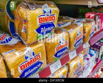 Bimbo toast pane bianco confezionamento nel supermercato a Playa del Carmen in Messico. Foto Stock