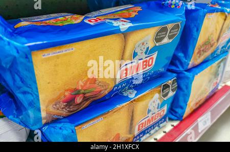 Bimbo toast pane bianco confezionamento nel supermercato a Playa del Carmen in Messico. Foto Stock